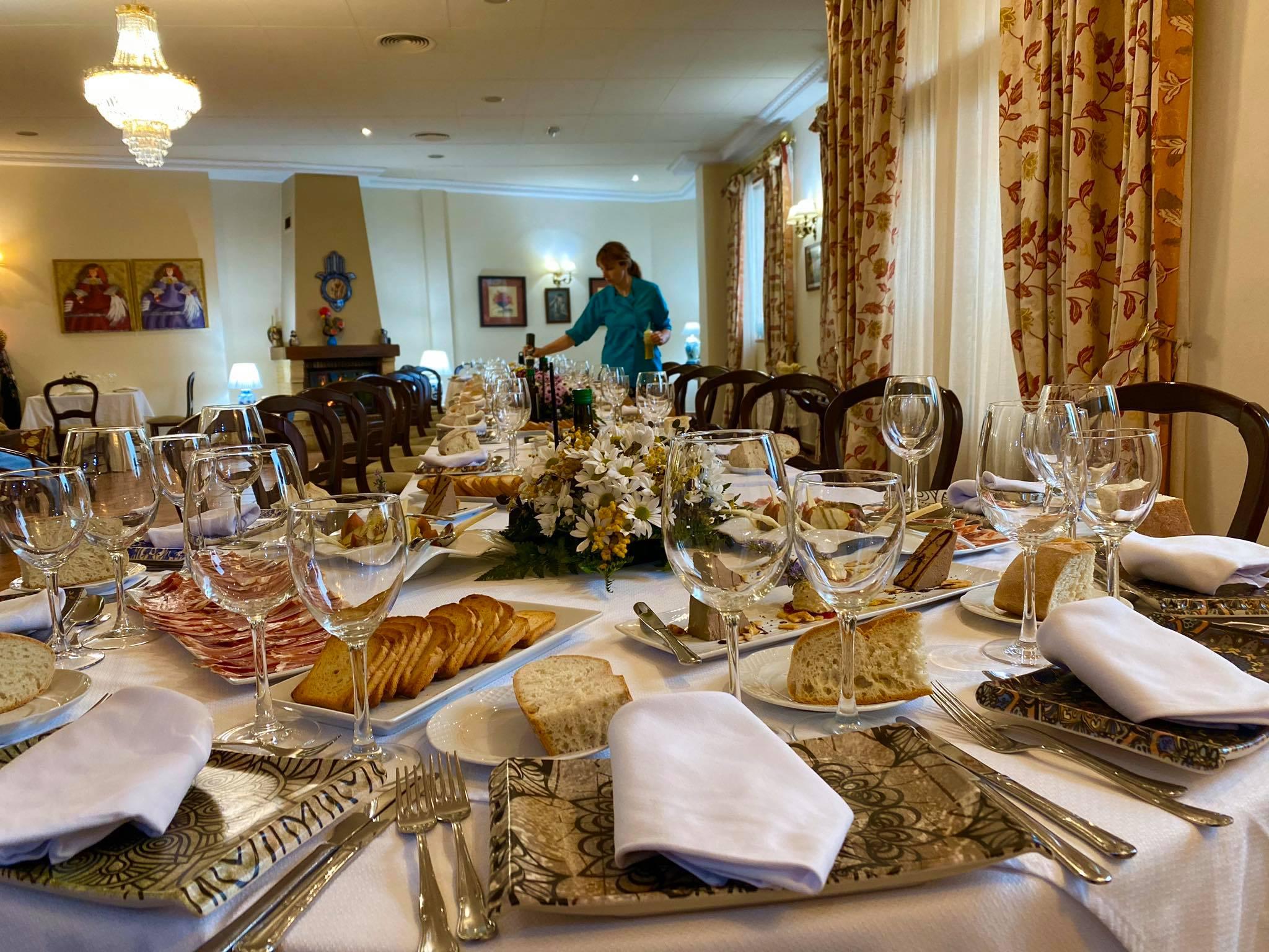 Hotel El Curro Burunchel Екстер'єр фото