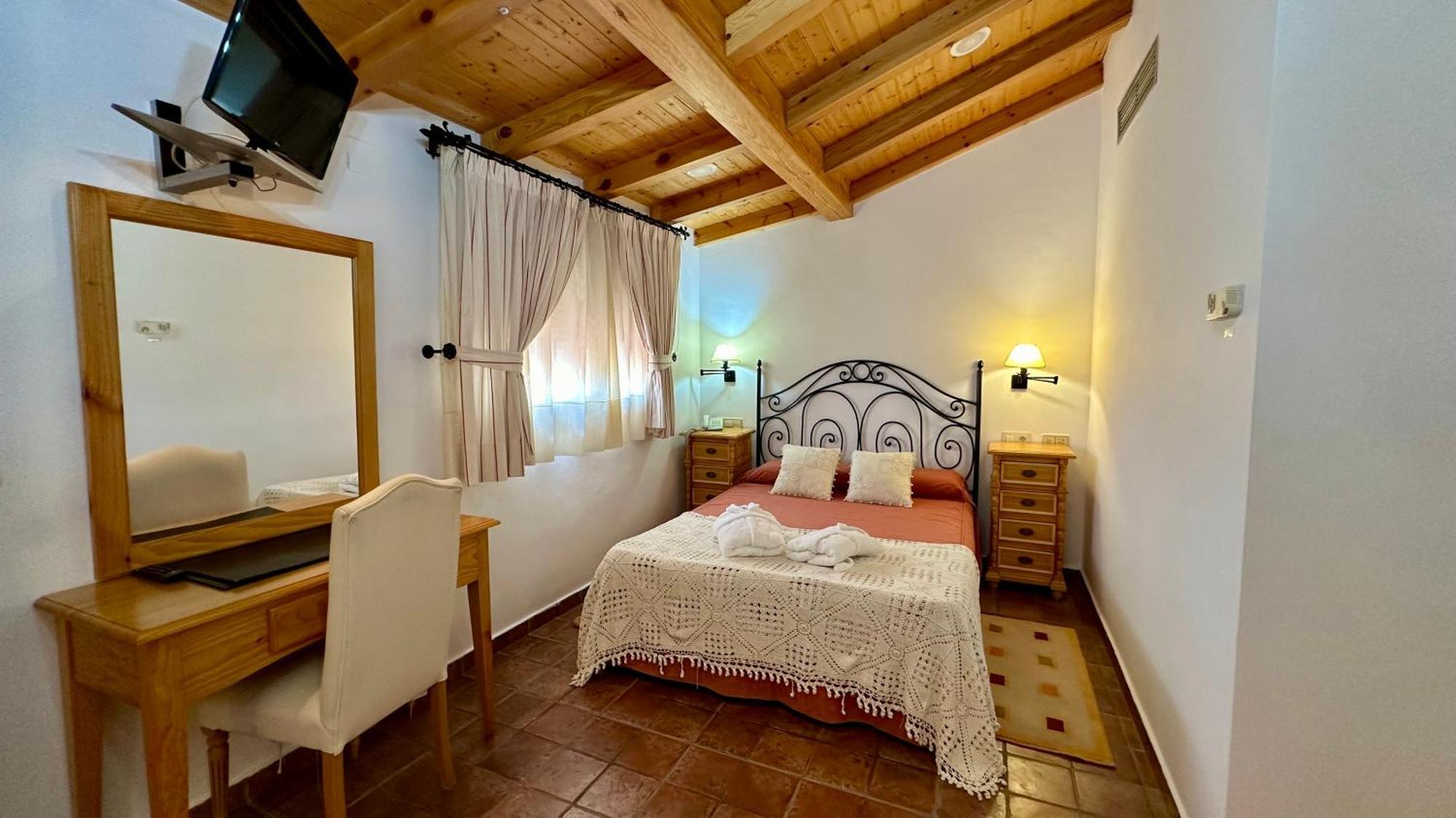 Hotel El Curro Burunchel Екстер'єр фото