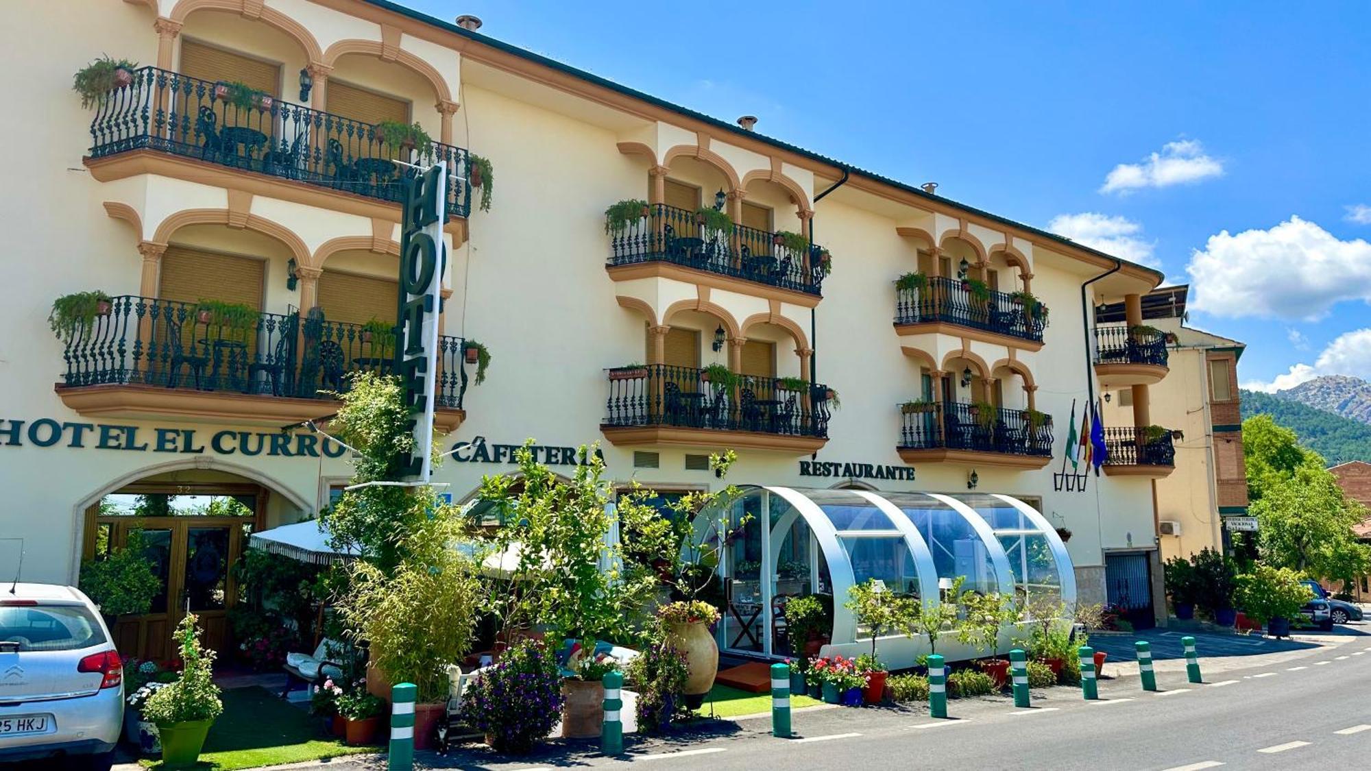 Hotel El Curro Burunchel Екстер'єр фото